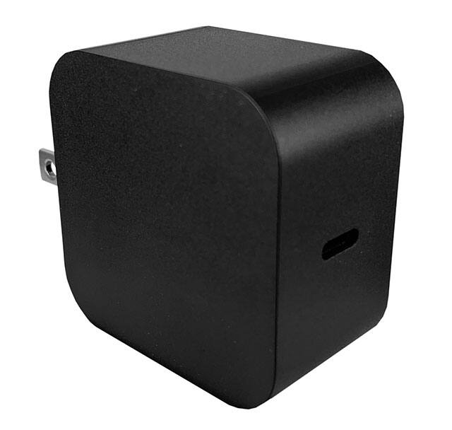 QFWC-18-12-USCR Qualtek  Adaptateurs muraux de bureau CA CC